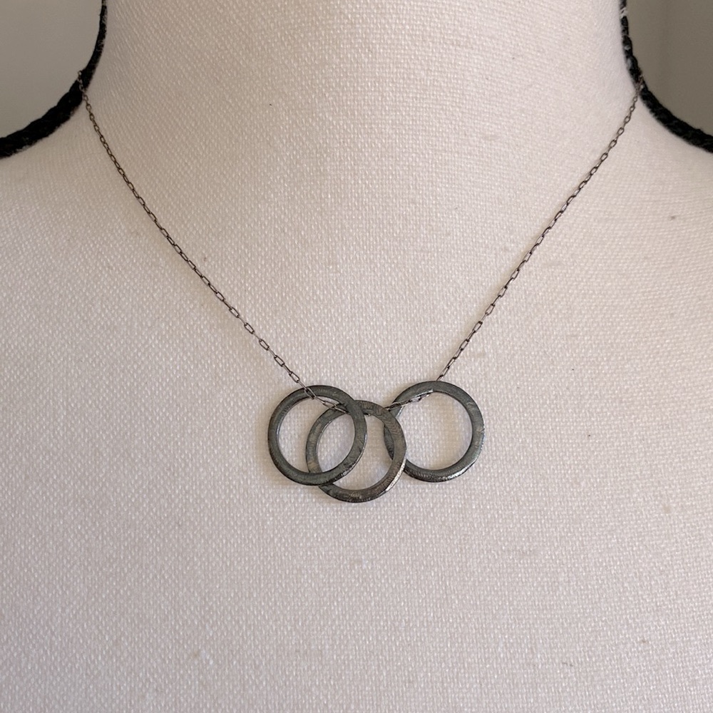 3 Rings Pendant Necklace